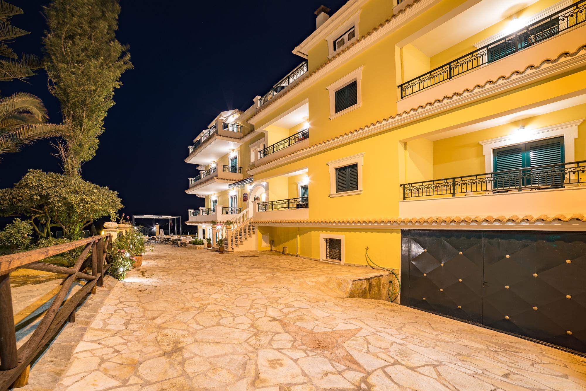 Andreolas Luxury Suites Tsiliví Eksteriør bilde