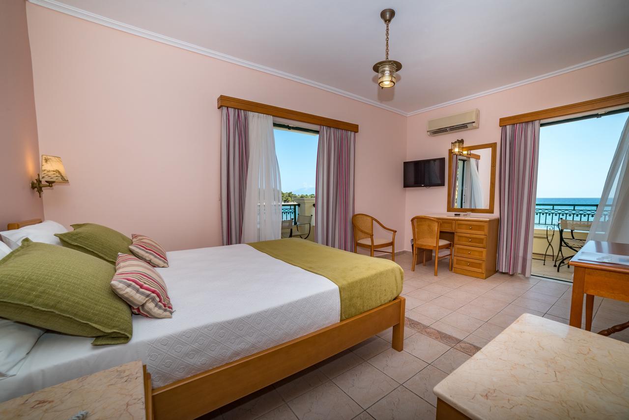 Andreolas Luxury Suites Tsiliví Eksteriør bilde